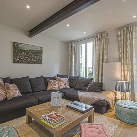 Luckey Homes - Rue De Paris 펜션 *